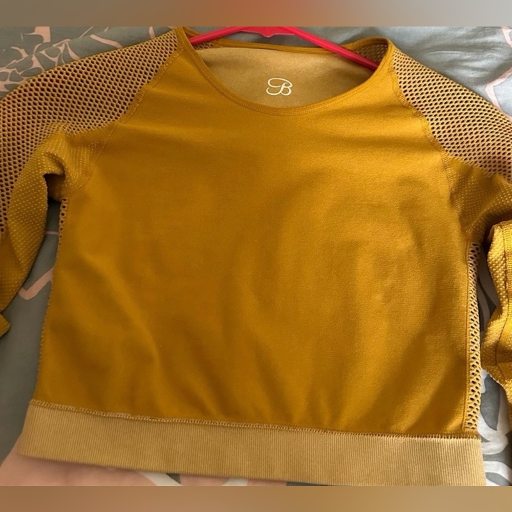 BOMBSHELL SPORTSWEAR CROP TOP LONG SLEEVE, UNUSED !